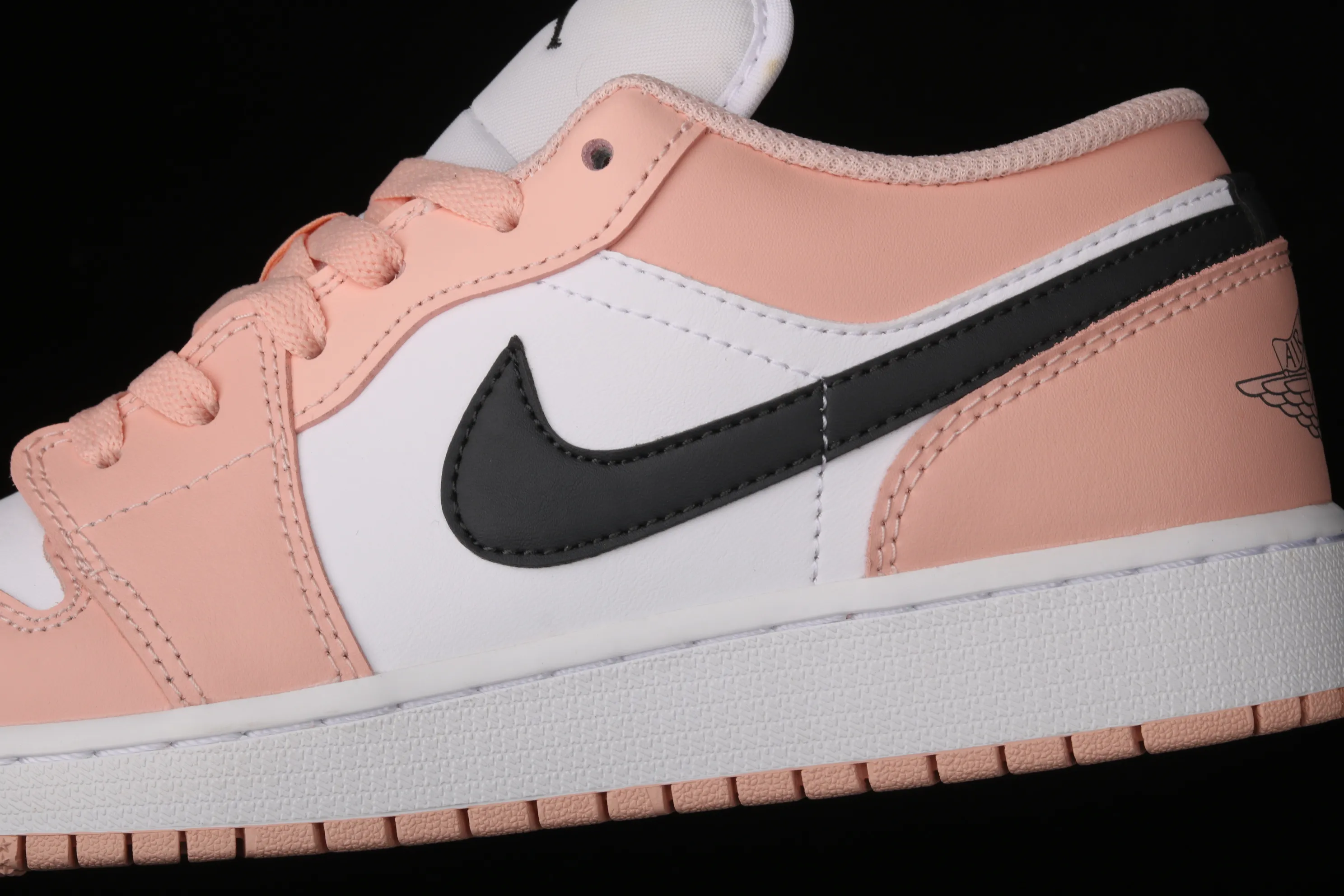 All categories Air Jordan Jordan series basketball shoes Air Jordan 1 Low G version pure original Air Jordan 1 Low AJ1 Joe 1 Arctic pink low-top basketball shoes 553560-800